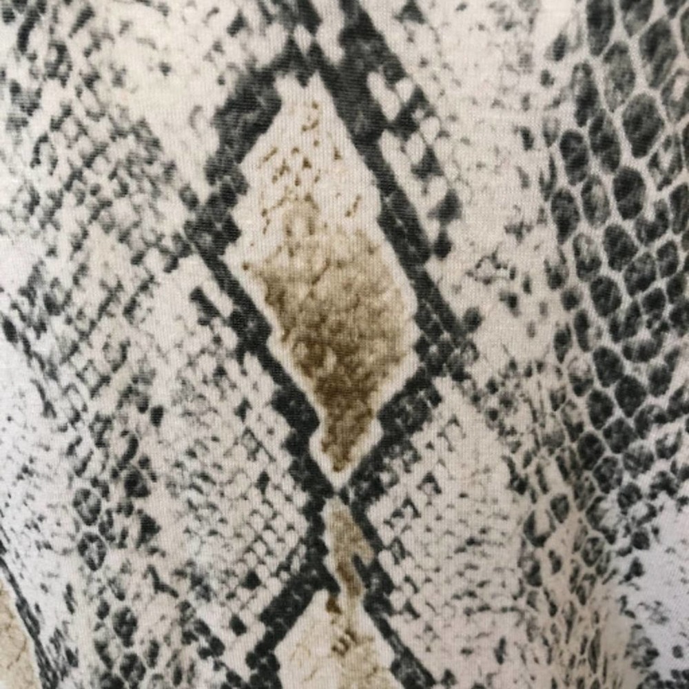 Express Cold Shoulder Top Python Design - Size S - Picture 2 of 5